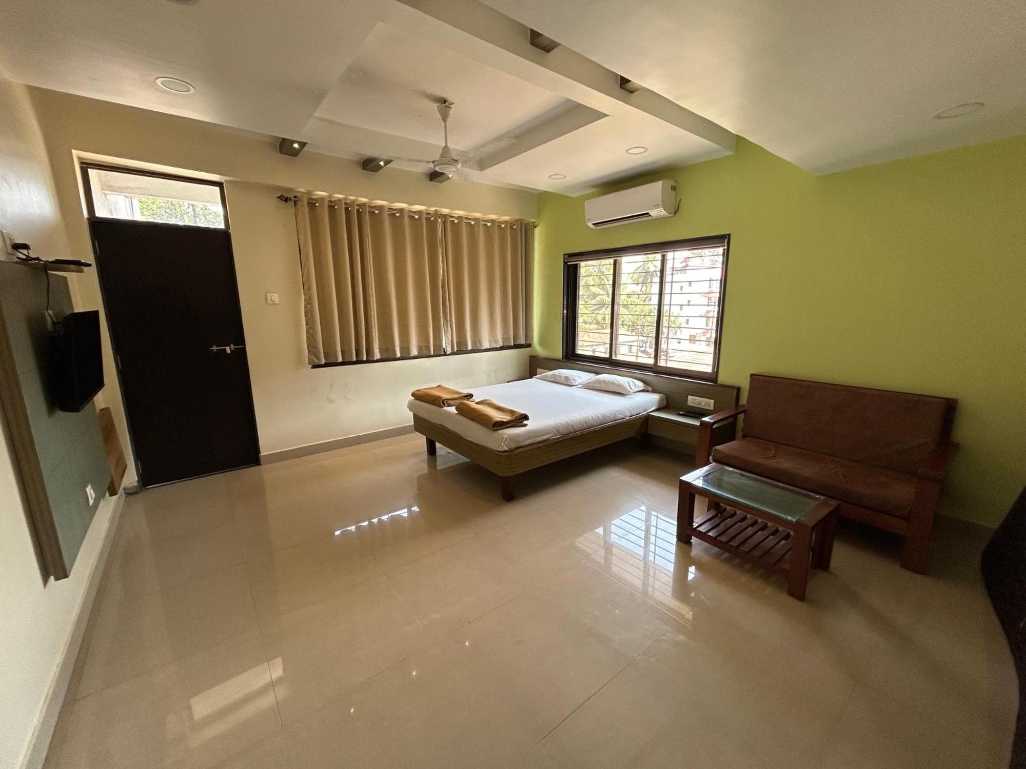 Hotel Aaba'S Gomantak Sawantwadi Exterior foto